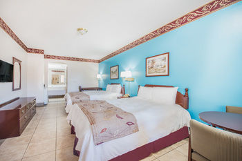 Texas Inn And Suites Citycenter At Utrgv Edinburg Eksteriør bilde